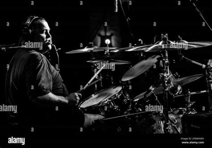 Bill Stevenson Biography, Age, Height, Wife, Net Worth, Family