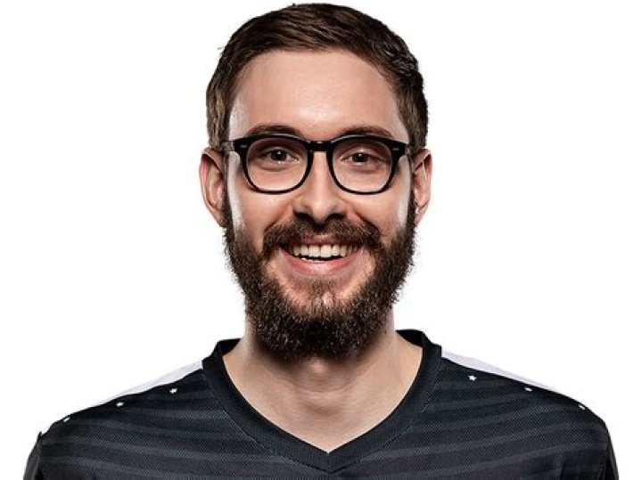 Bjergsen biografía, edad, altura, esposo, net worth, familia
