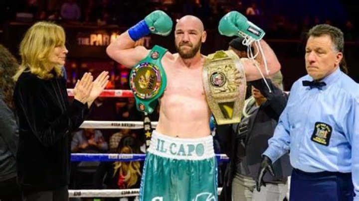 Blake Caparello Biography, Age, Height, Wife, Net Worth, Family