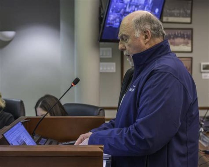 Bob Gale Biography, Age, Height, Wife, Net Worth, Family