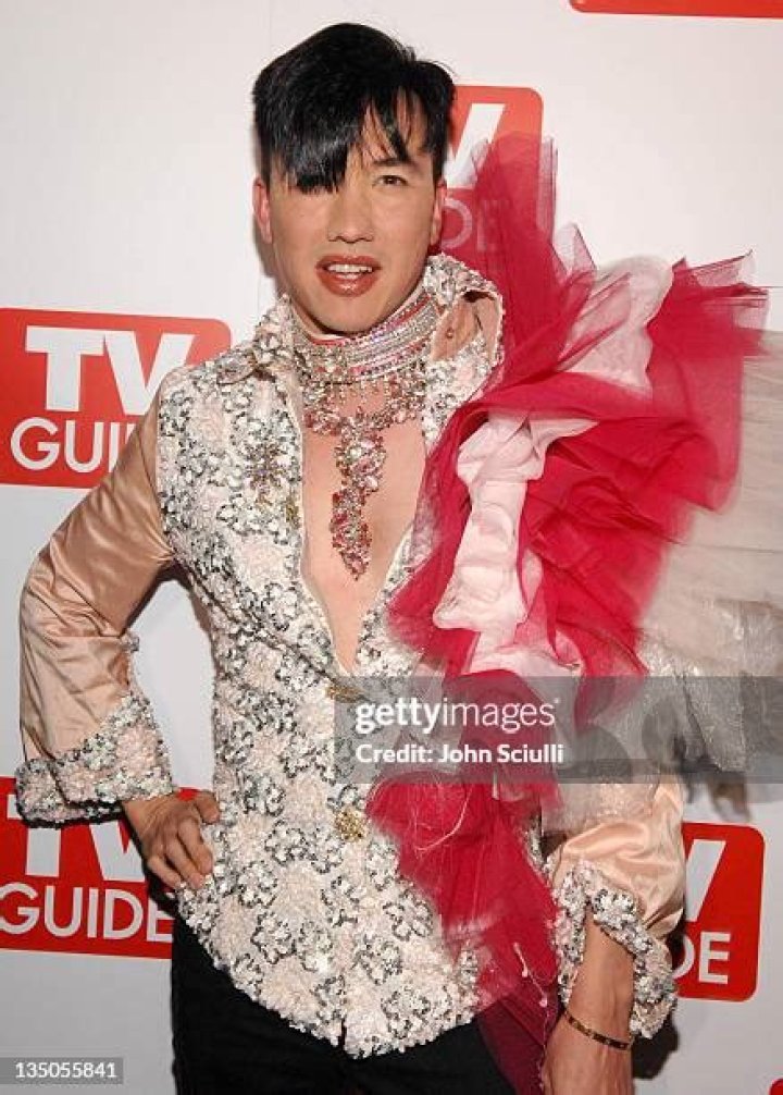 Bobby Trendy Biography, Age, Height, Wife, Net Worth, Family