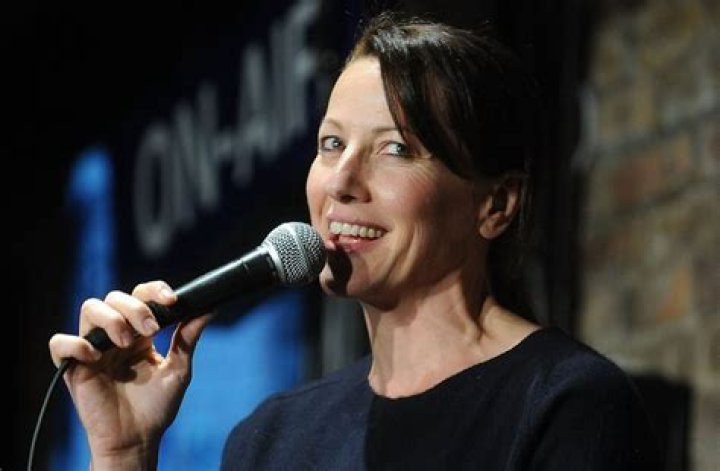 Bonnie McFarlane Biography, Age, Height, Husband, Net Worth, Family