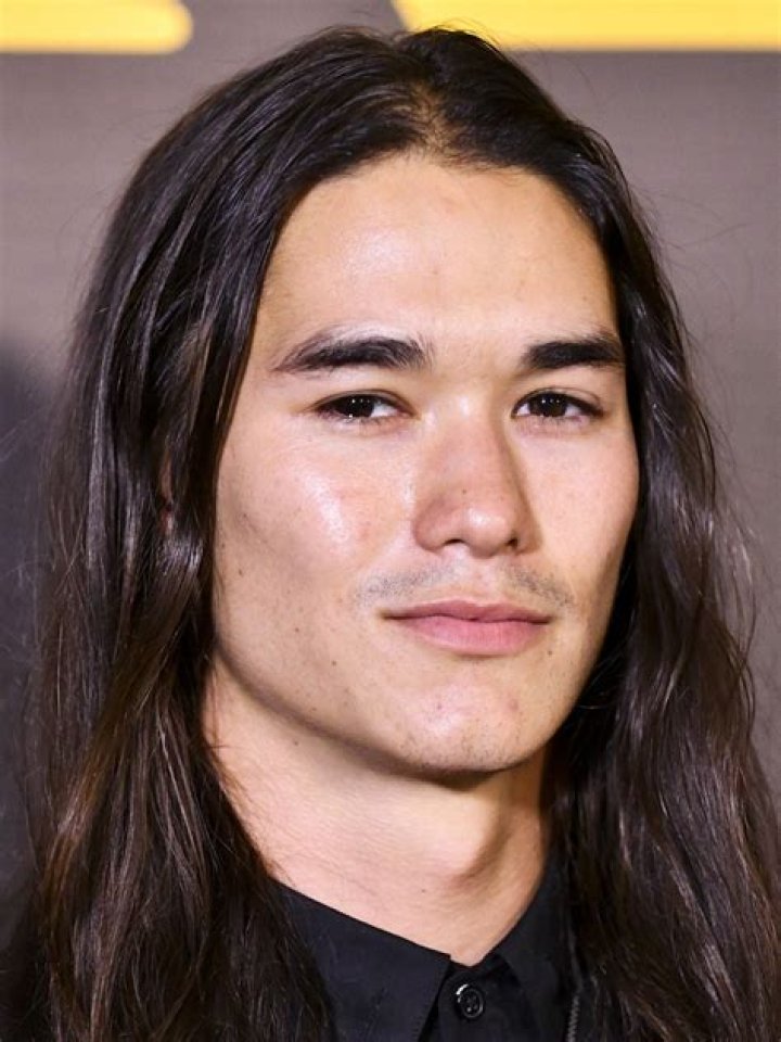 Booboo Stewart Biography, Age, Height, Wife, Net Worth, Family