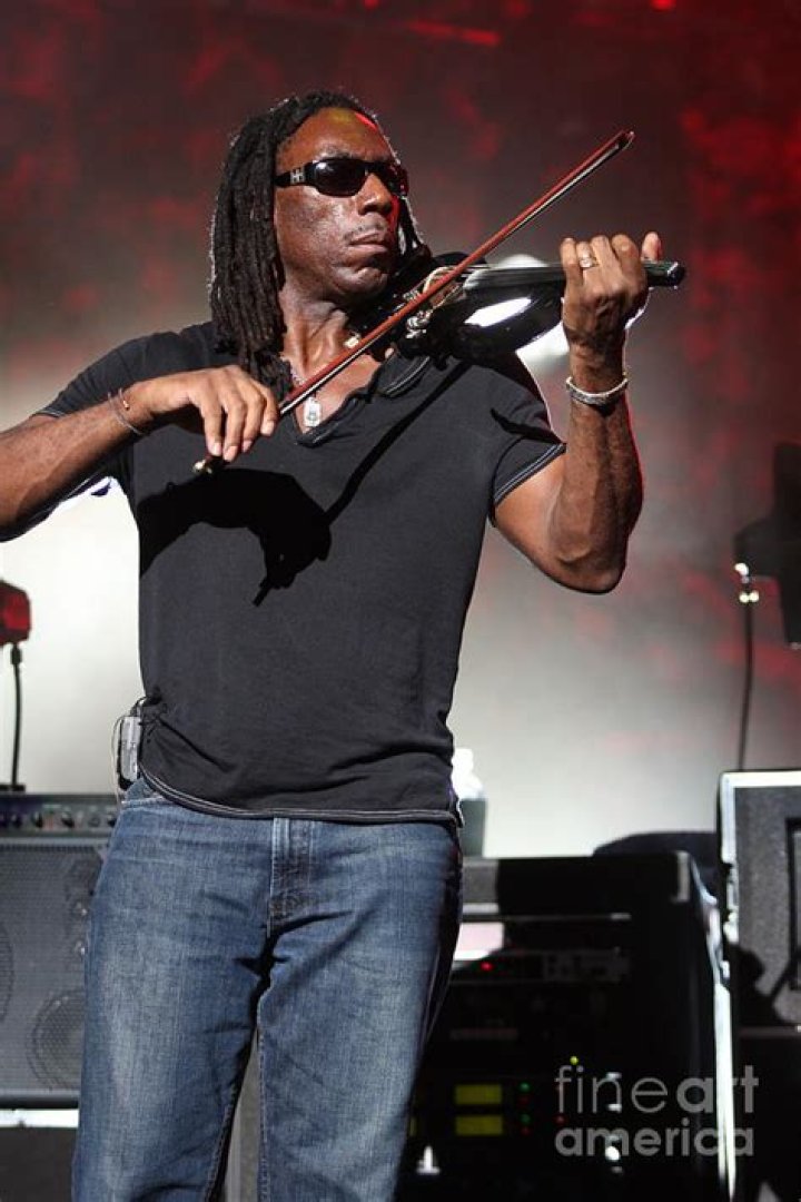 Boyd Tinsley Biography, Age, Height, Wife, Net Worth, Family