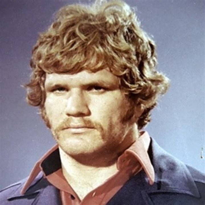 Brad Rheingans Biography, Age, Height, Wife, Net Worth, Family