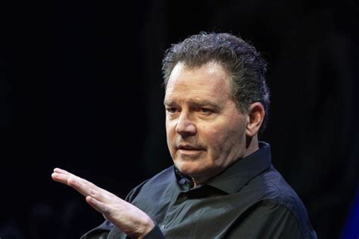 Brad Sherwood biografía, edad, altura, esposo, net worth, familia