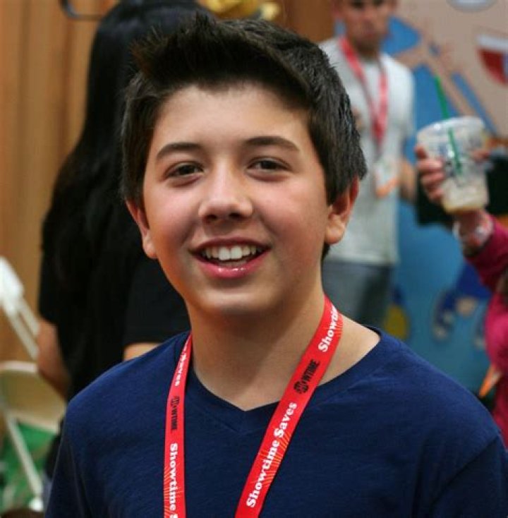 Bradley Steven Perry Biography, Age, Height, Wife, Net Worth, Family