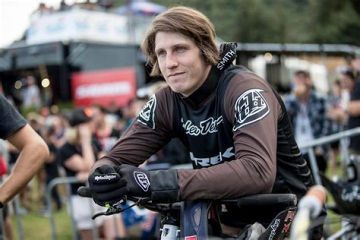Brandon Semenuk Biography, Age, Height, Wife, Net Worth, Family