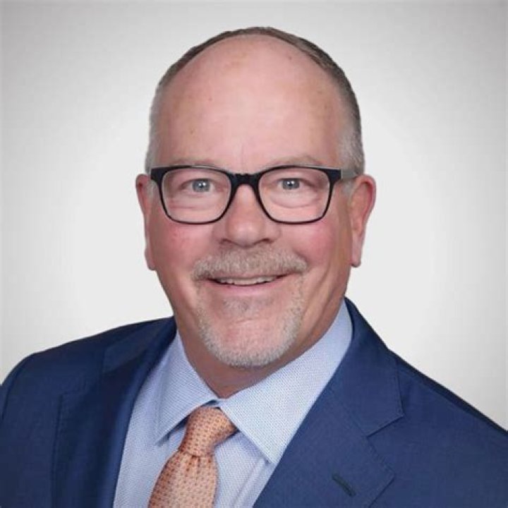 Brian Wesbury Biography, Age, Height, Wife, Net Worth, Family