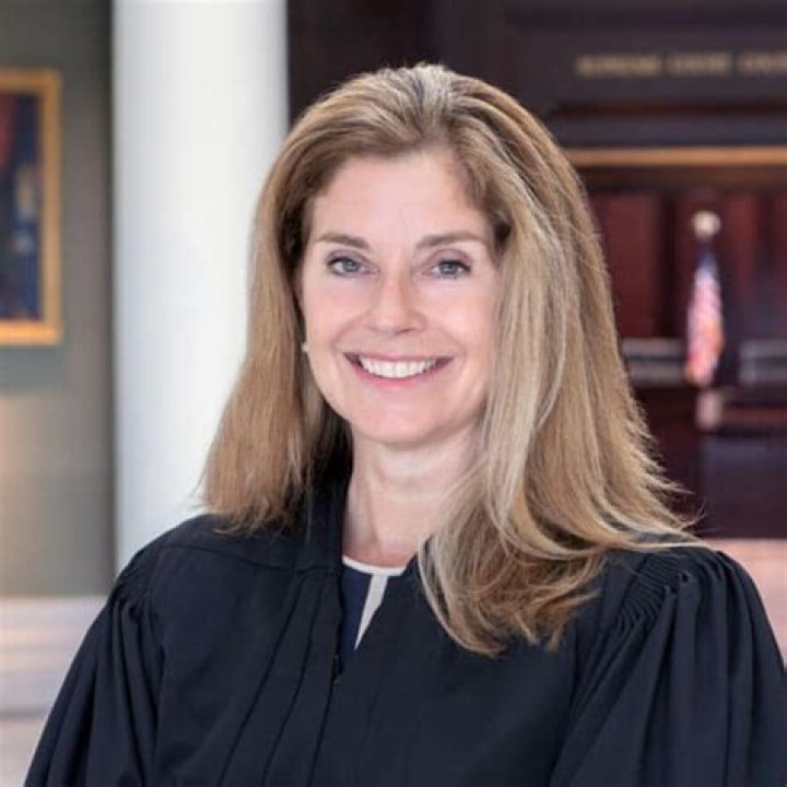 Bridget Mary McCormack Biography, Age, Height, Husband, Net Worth, Family