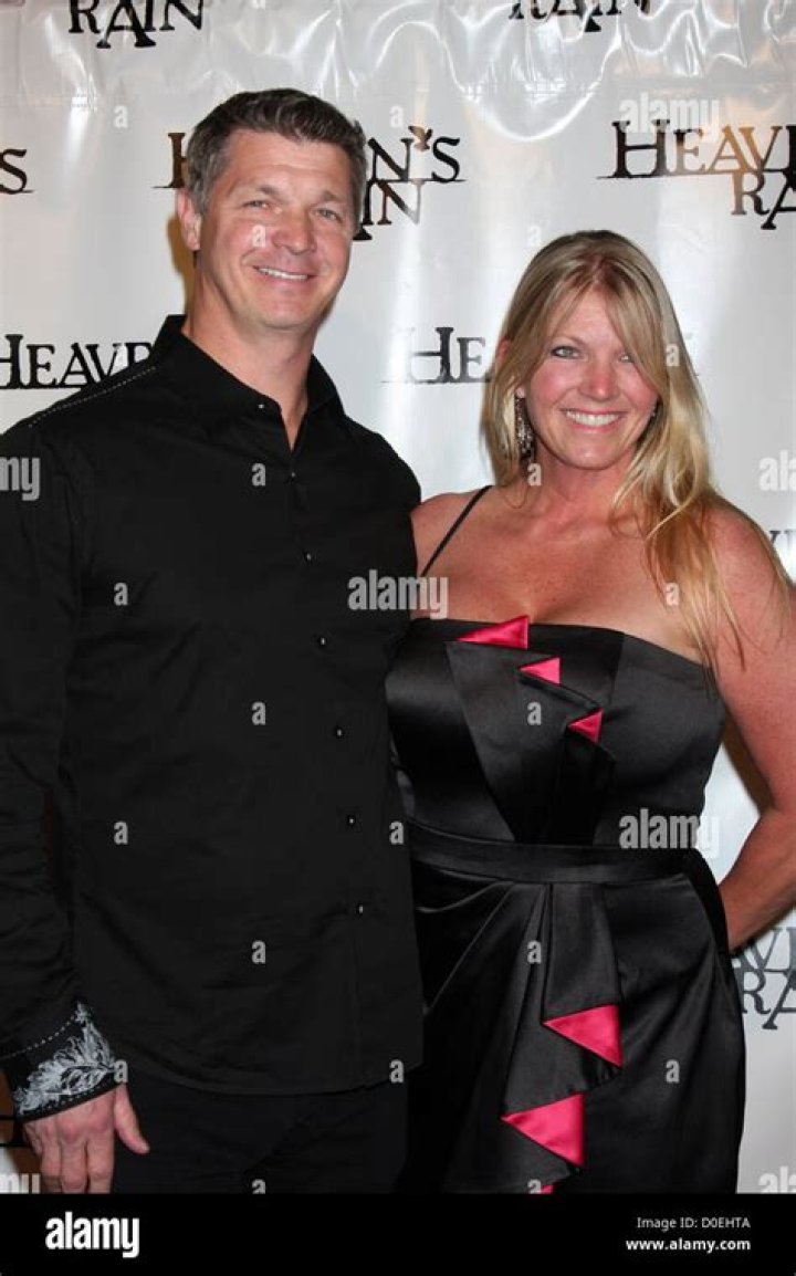 Brooks Douglass Biography, Age, Height, Wife, Net Worth, Family