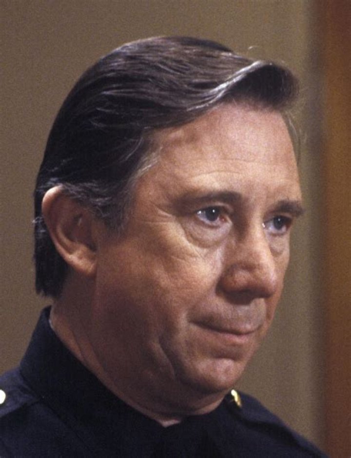 Bruce Kirby Biography, Age, Height, Wife, Net Worth, Family