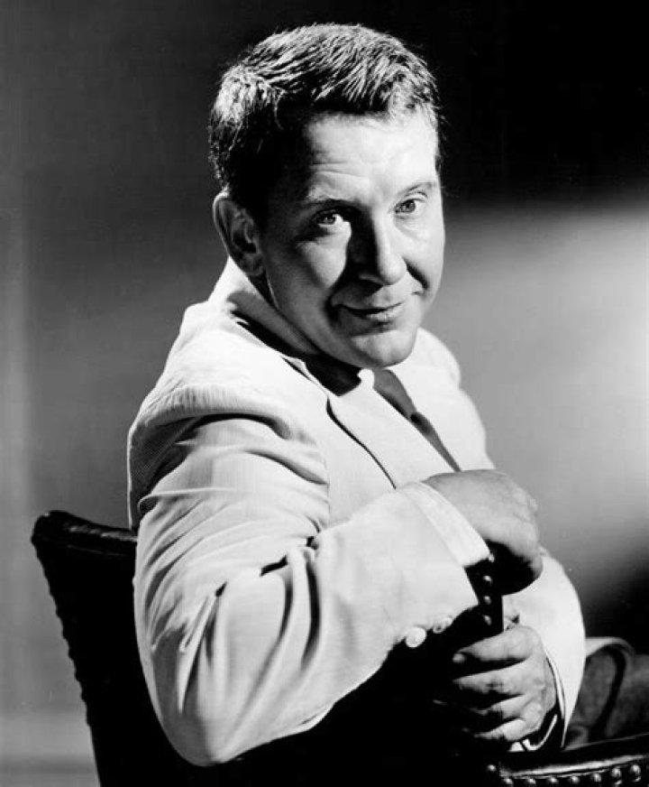 Burgess Meredith biografía, edad, altura, esposo, net worth, familia