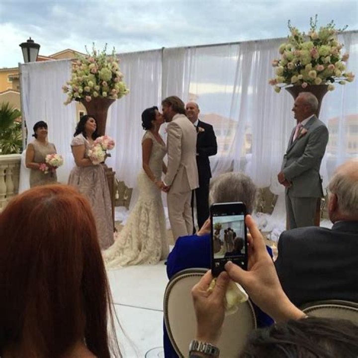 Byron Velvick Biography, Age, Height, Husband, Net Worth, Family