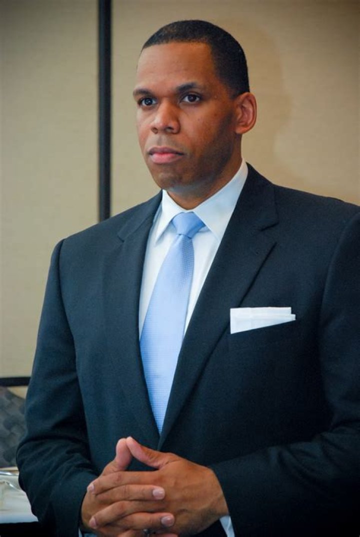 Calvin Levels Biography, Age, Height, Wife, Net Worth, Family