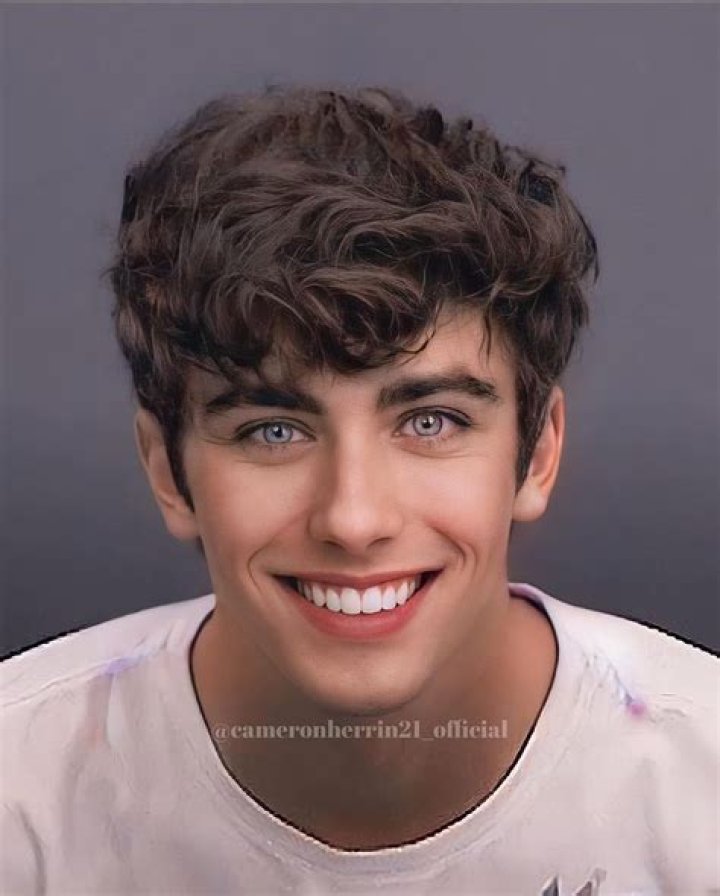 Cameron Herring Biography, Age, Height, Wife, Net Worth, Family