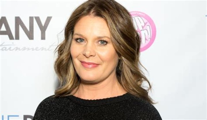 Cari Shayne Biography, Age, Height, Husband, Net Worth, Family