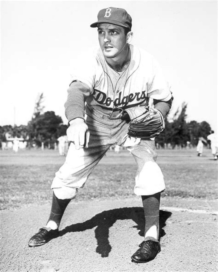 Carl Erskine Biography, Age, Height, Wife, Net Worth, Family