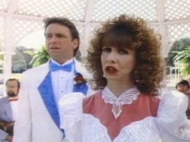 Carla Kneeland biografía, edad, altura, esposa, net worth, familia