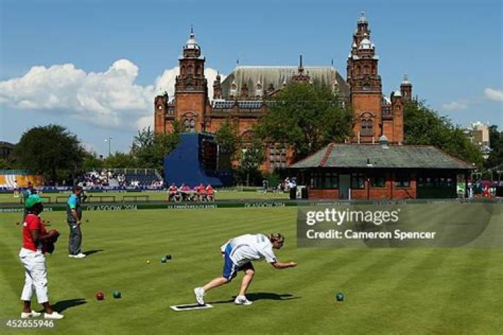 Caroline Brown Biography, Age, Height, Husband, Net Worth, Family