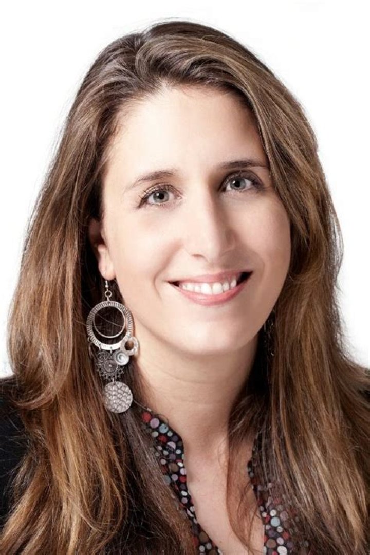 Carolyn Miller Biography, Age, Height, Husband, Net Worth, Family