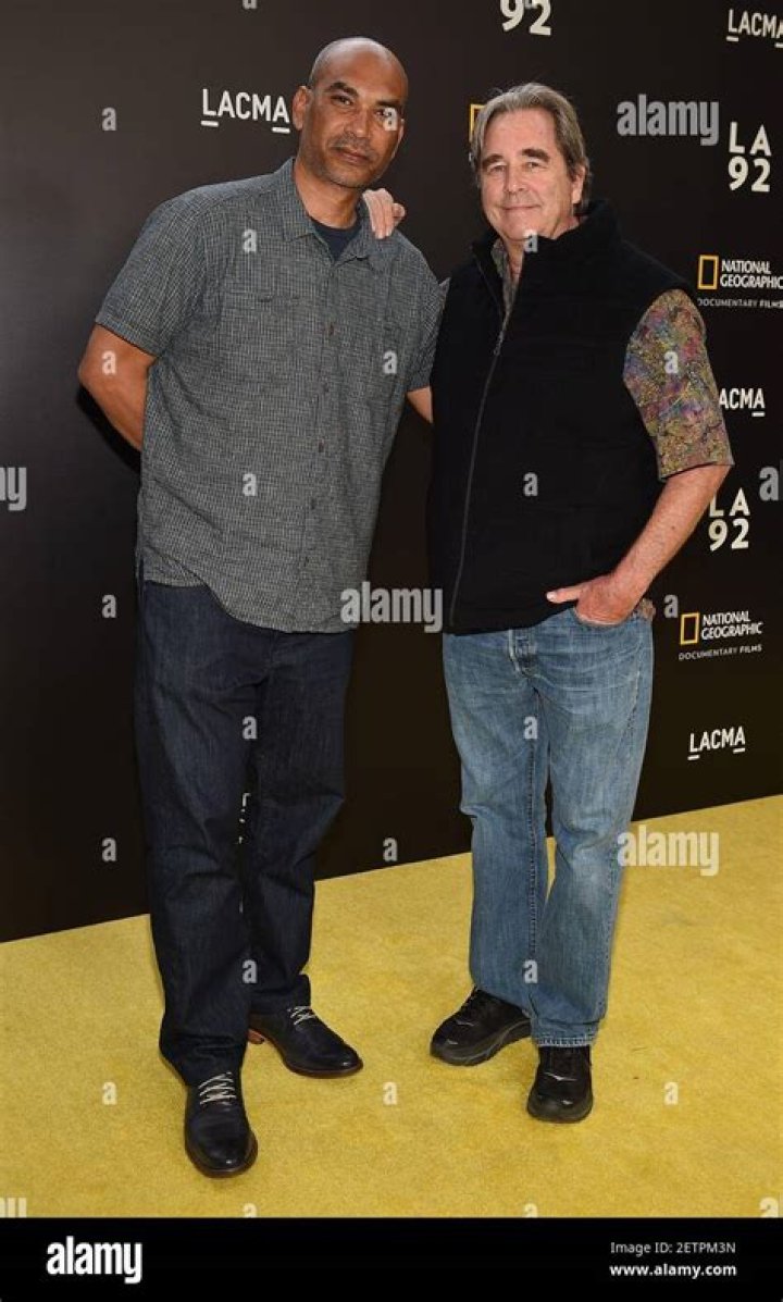 Casey Bridges biografía, edad, altura, esposo, net worth, familia