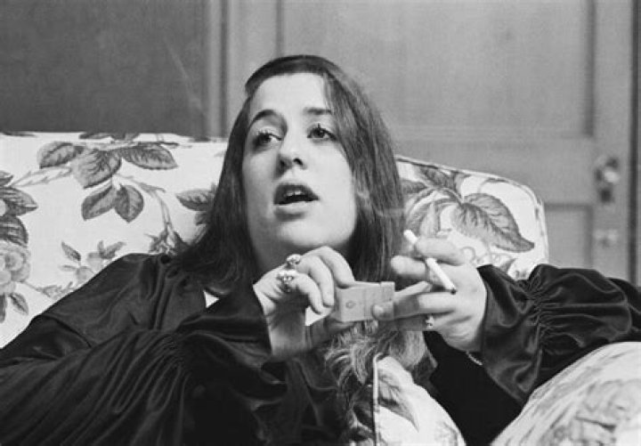 Cass Elliot Biography, Age, Height, Husband, Net Worth, Family