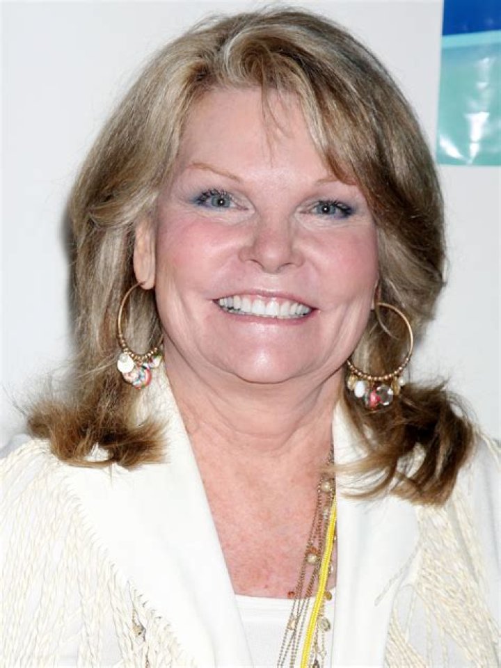 Cathy Lee Crosby Biography, Age, Height, Husband, Net Worth, Family