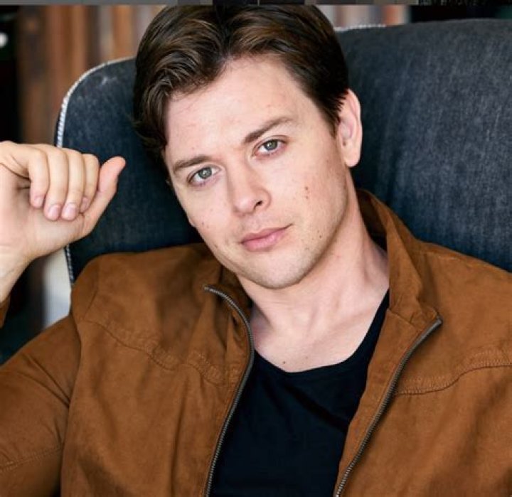 Chad Duell Biography, Age, Height, Wife, Net Worth, Family