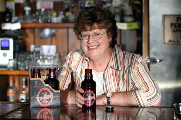 Charlaine Harris Biography, Age, Height, Husband, Net Worth, Family