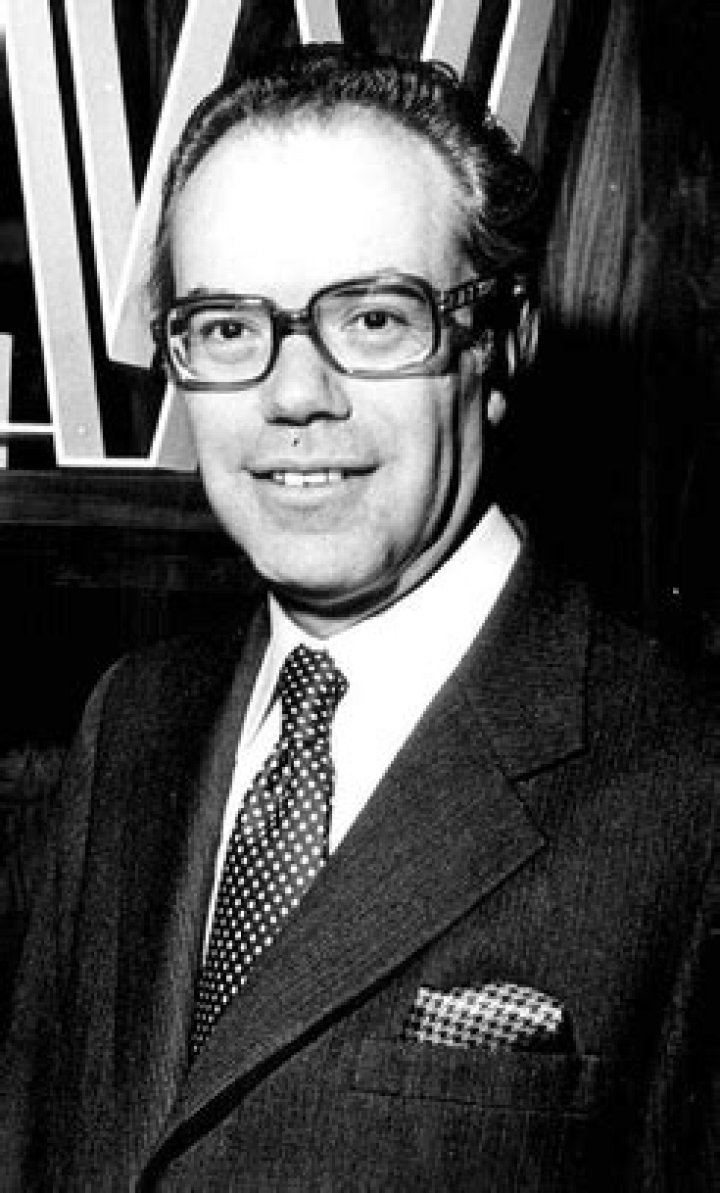 Charles Bluhdorn Biography, Age, Height, Wife, Net Worth and Family