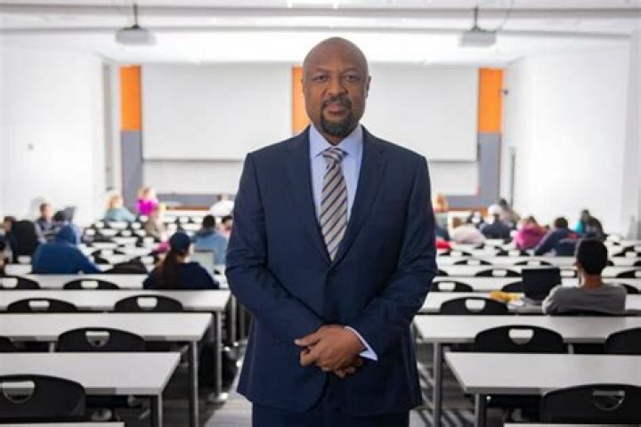 Charles Lee Isbell, Jr. Biography, Age, Height, Wife, Net Worth, Family