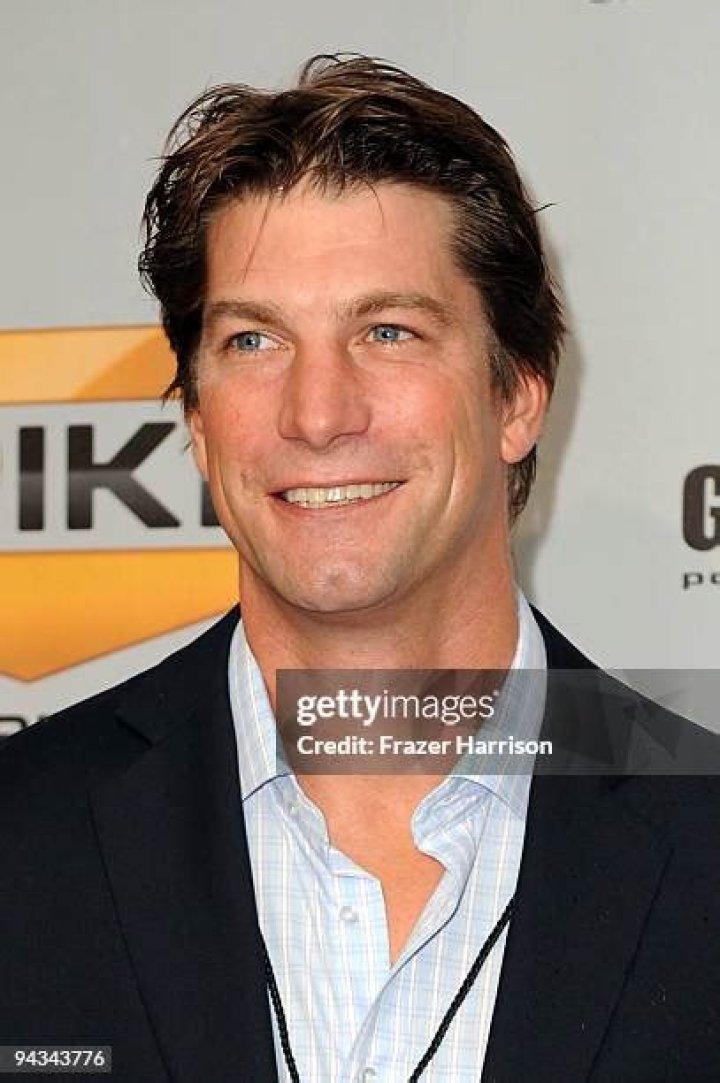 Charlie O'Connell Biography, Age, Height, Wife, Net Worth, Family