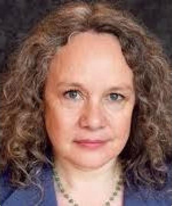 Charlotte Jones Biography, Age, Height, Husband, Net Worth, Family