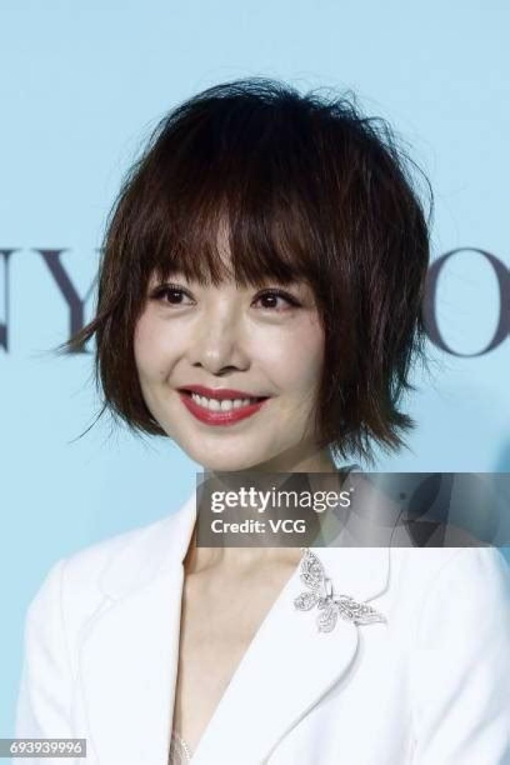 Chen Luyu Biography, Age, Height, Husband, Net Worth, Family