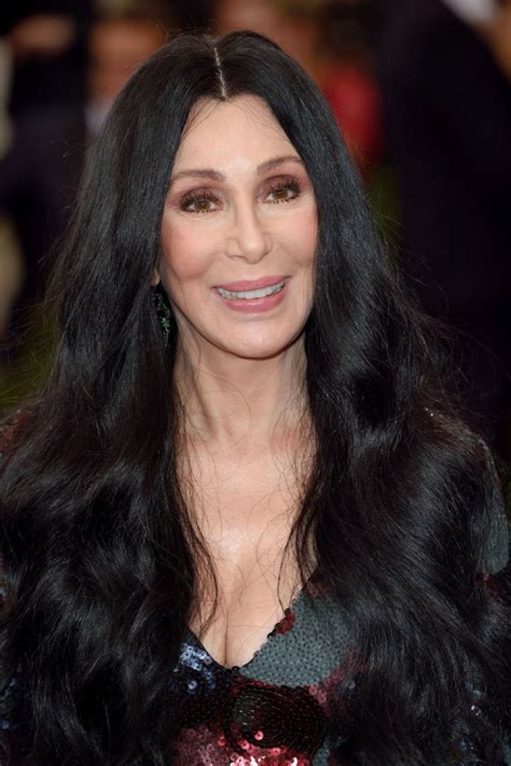 Cher Biography, Age, Height, Husband, Net Worth, Family