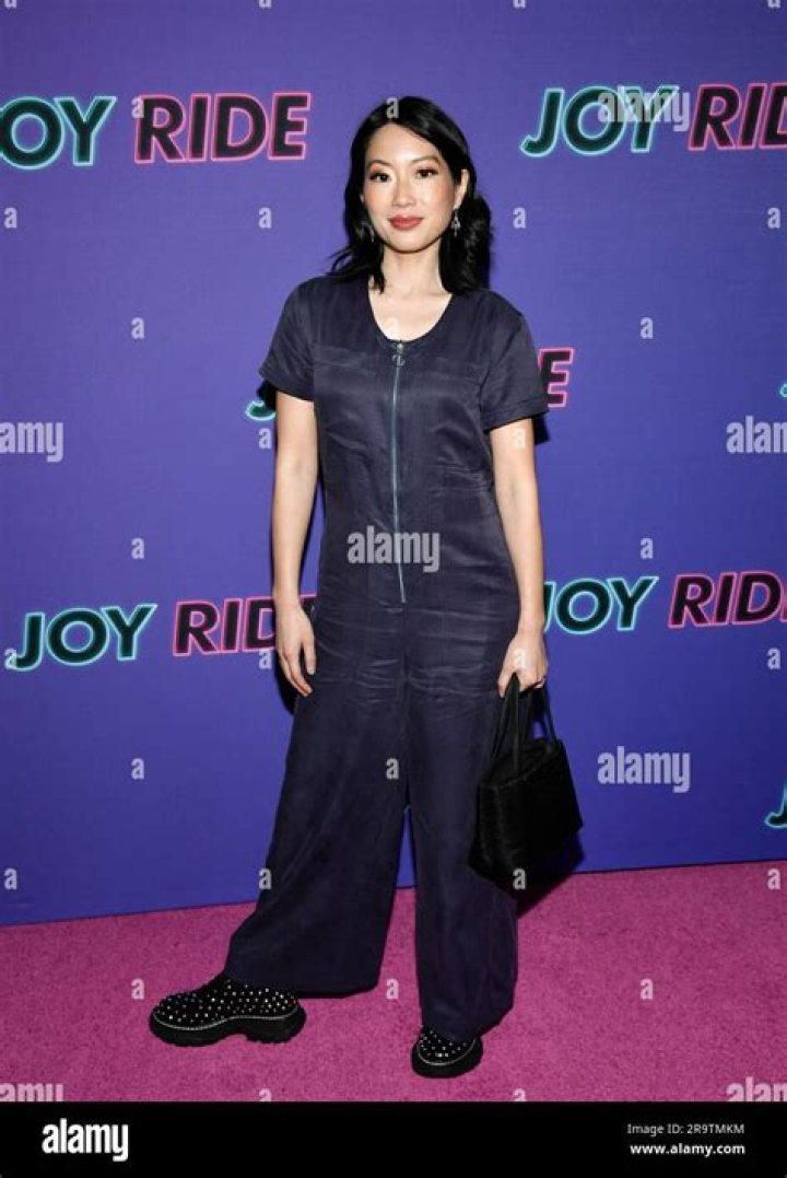 Cherry Chevapravatdumrong Biography, Age, Height, Husband, Net Worth, Family