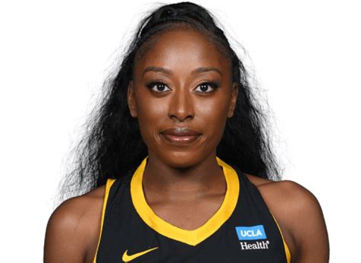 Chiney Ogwumike Biography, Age, Height, Husband, Net Worth, Family