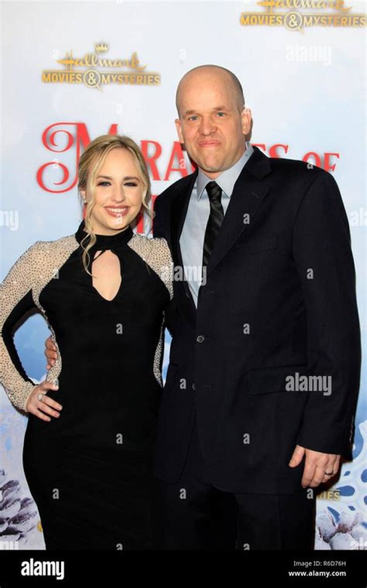 Chris Dempsey Biography, Age, Height, Wife, Net Worth, Family