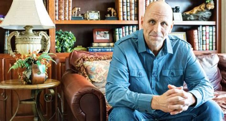 Chris Dufresne Biography, Age, Height, Wife, Net Worth, Family