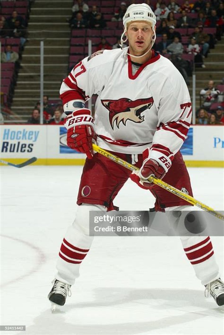 Chris Gratton Biography, Age, Height, Wife, Net Worth, Family