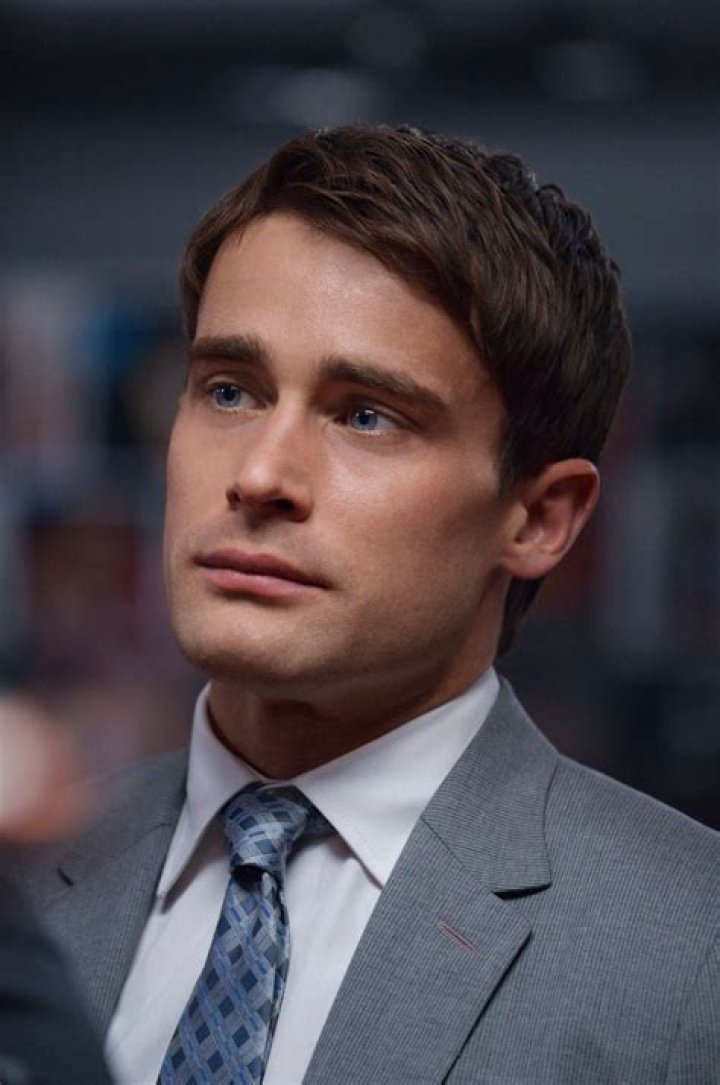 Christian Cooke Biography, Age, Height, Wife, Net Worth, Family