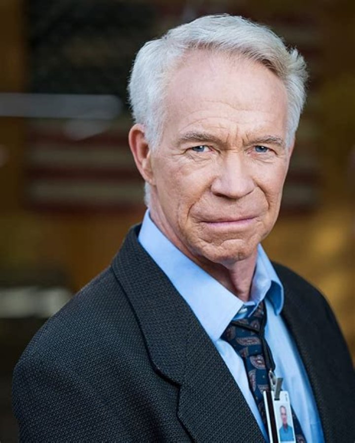 Christopher Kriesa Biography, Age, Height, Wife, Net Worth, Family