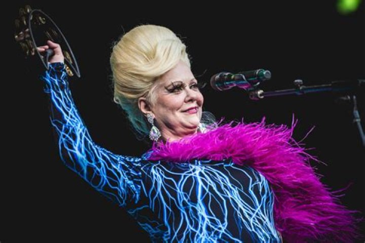 Cindy Wilson Biography, Age, Height, Husband, Net Worth, Family
