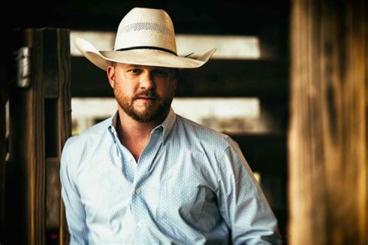 Cody Johnson Biography, Age, Height, Wife, Net Worth, Family