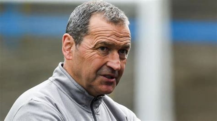 Colin Calderwood Biography, Age, Height, Wife, Net Worth, Family