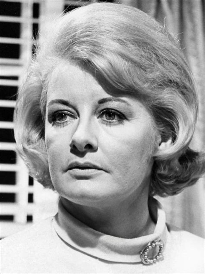 Constance Ford Biography, Age, Height, Husband, Net Worth, Family