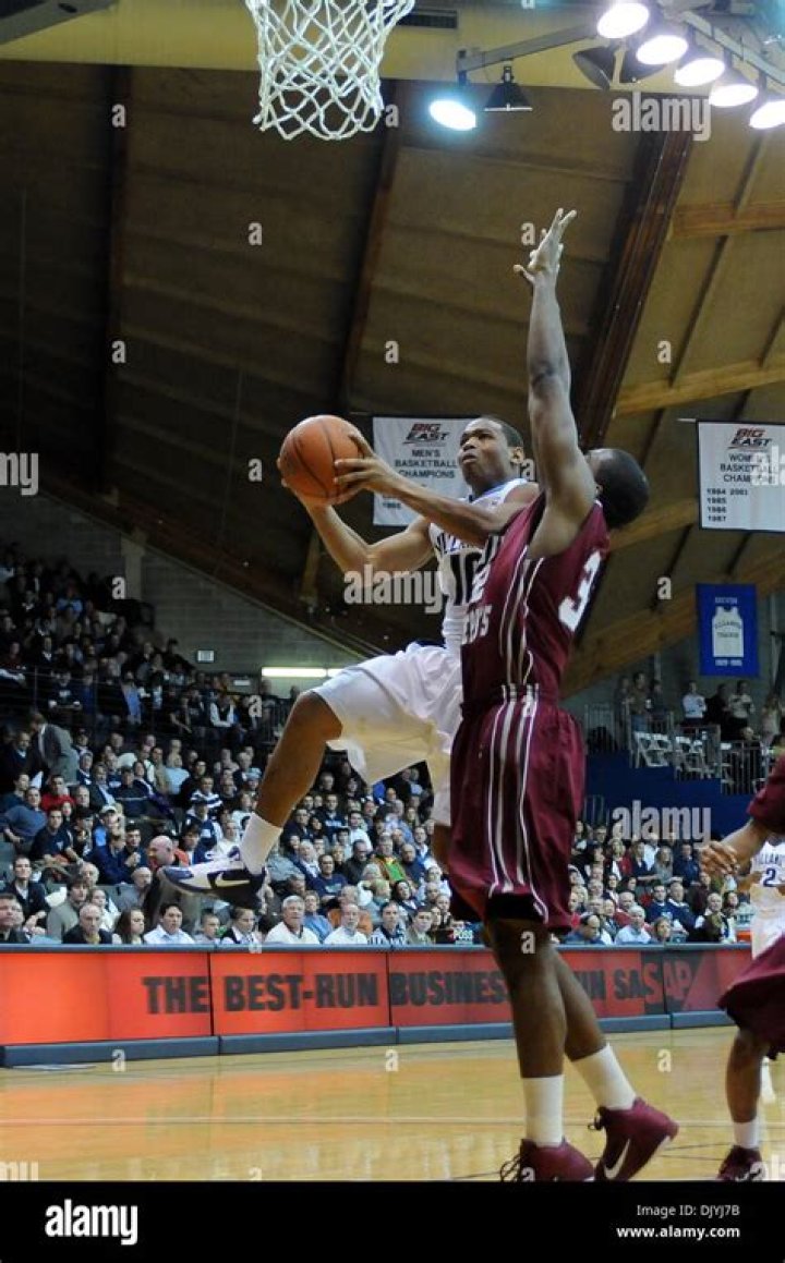 Corey Fisher Biography, Age, Height, Wife, Net Worth, Family