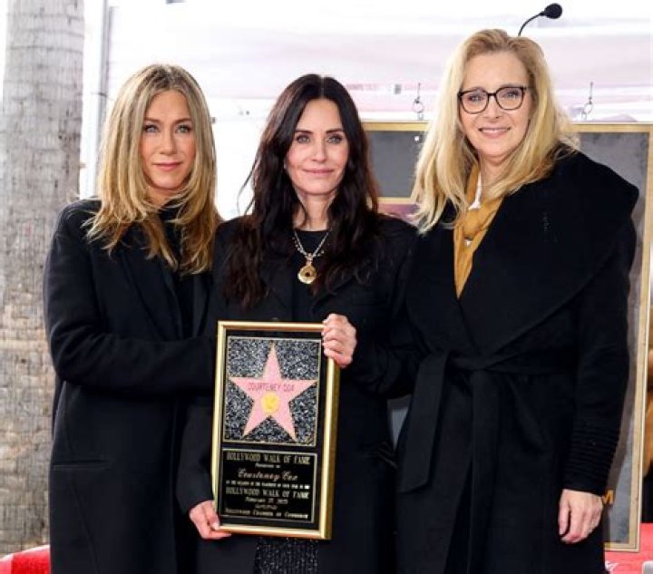 Courteney Cox Biography, Age, Height, Husband, Net Worth, Family