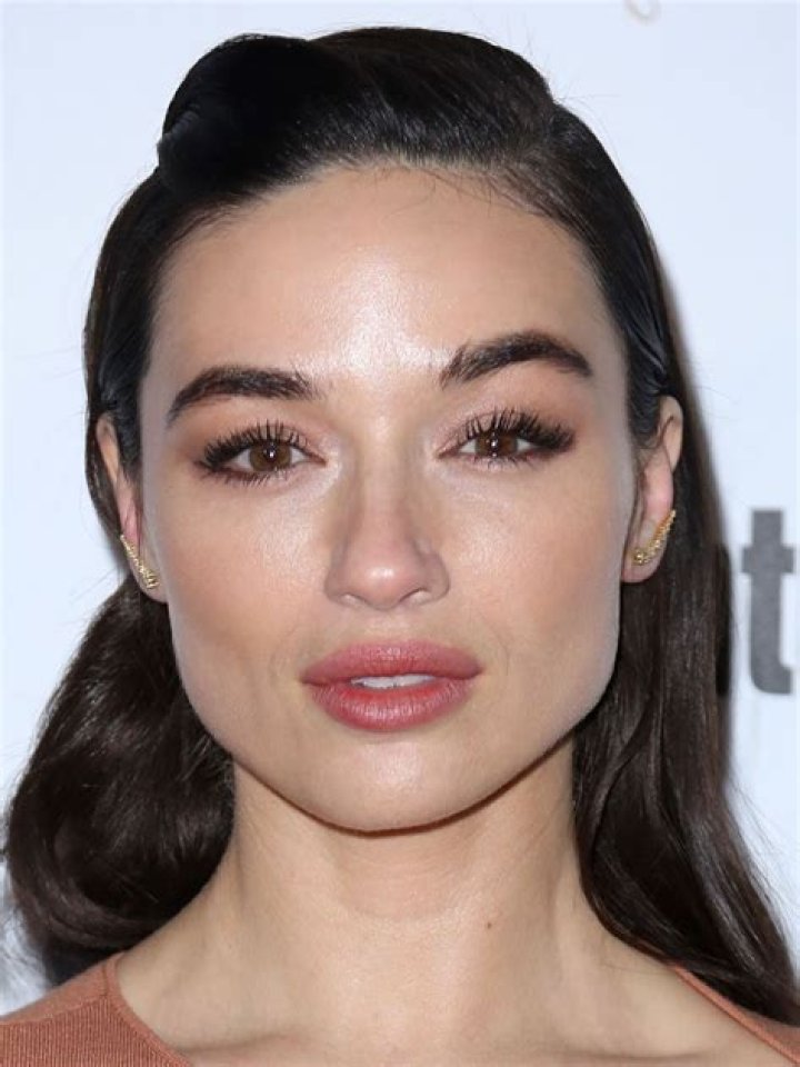 Crystal Reed Biography, Age, Height, Husband, Net Worth, Family